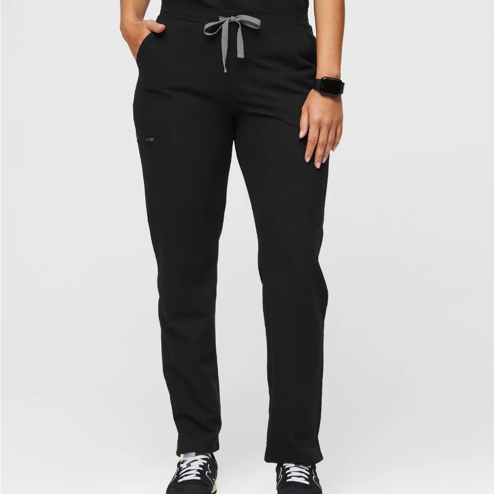 Figs XS black yola scrub pants